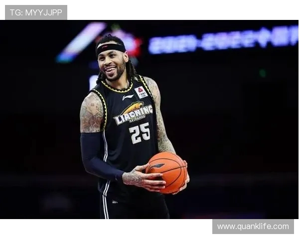 莫兰德出战24分钟零投篮拿1分7板1助1帽展现防守价值