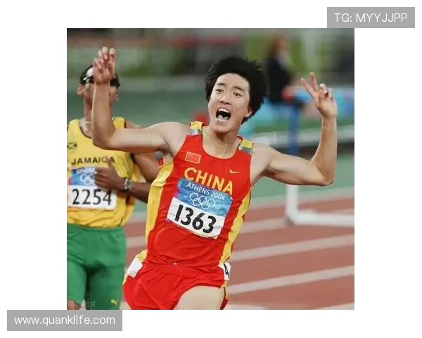 体育明星在赛场上的标志性庆祝动作